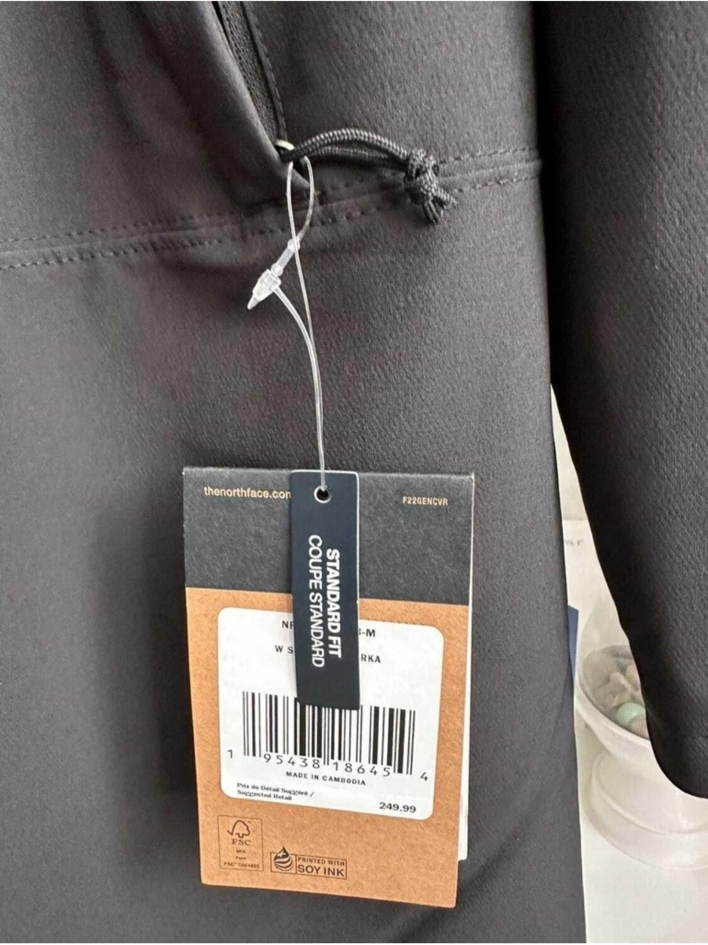 The North Face Black Hooded Jacket with Tag - Picture 3 of 5